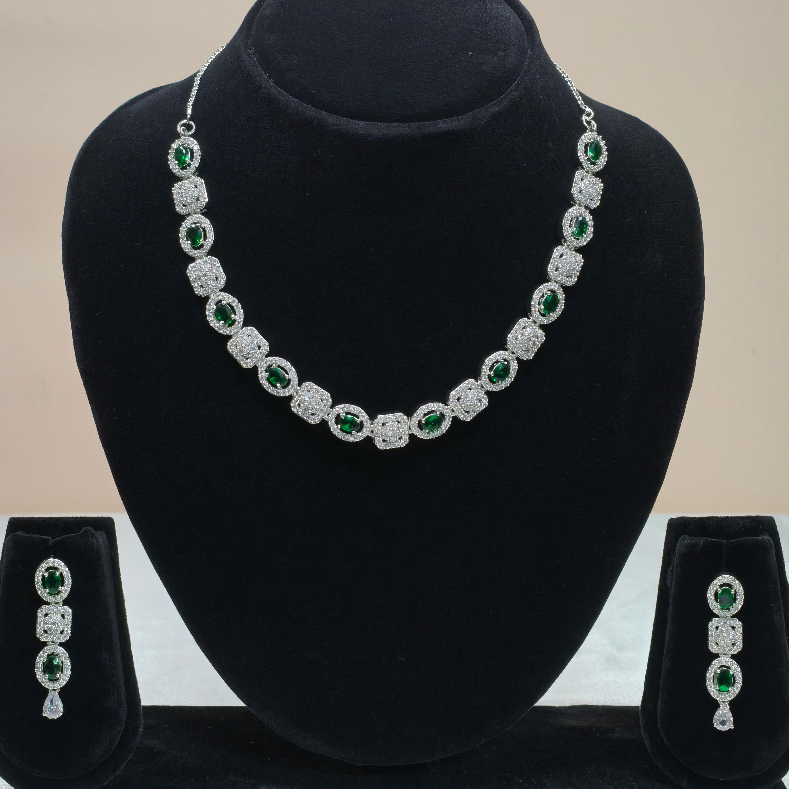 Blush Stone Diamond Necklace Set - DD10010