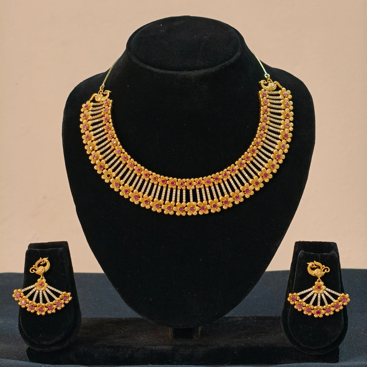 Daredove Gold-Plated Floral Fan Necklace & Earrings Set – Bridal Jewellery