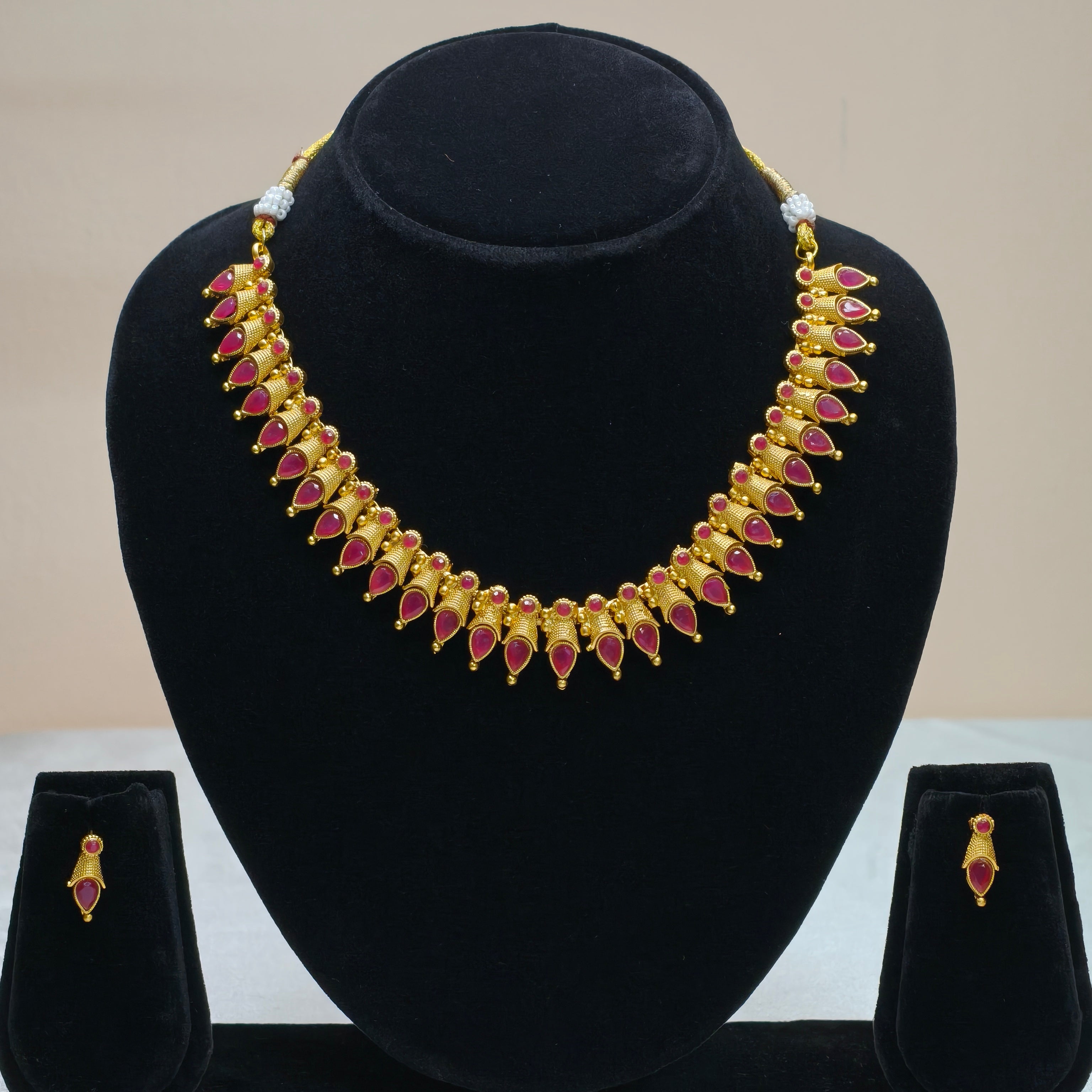 Leaf & Coin Pattern Temple Necklace Set-DD10021