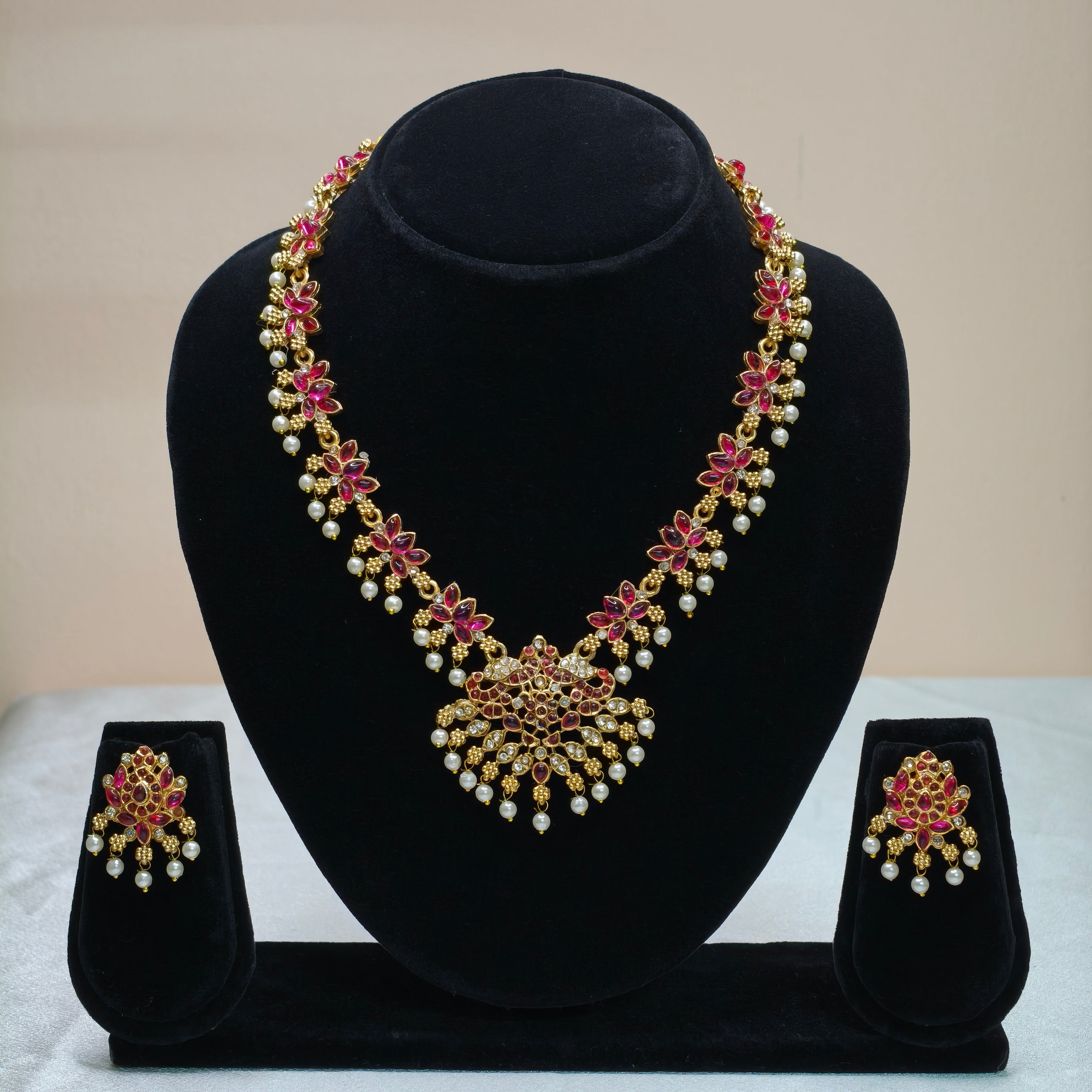 Pearl Detail Necklace Set-DD10028