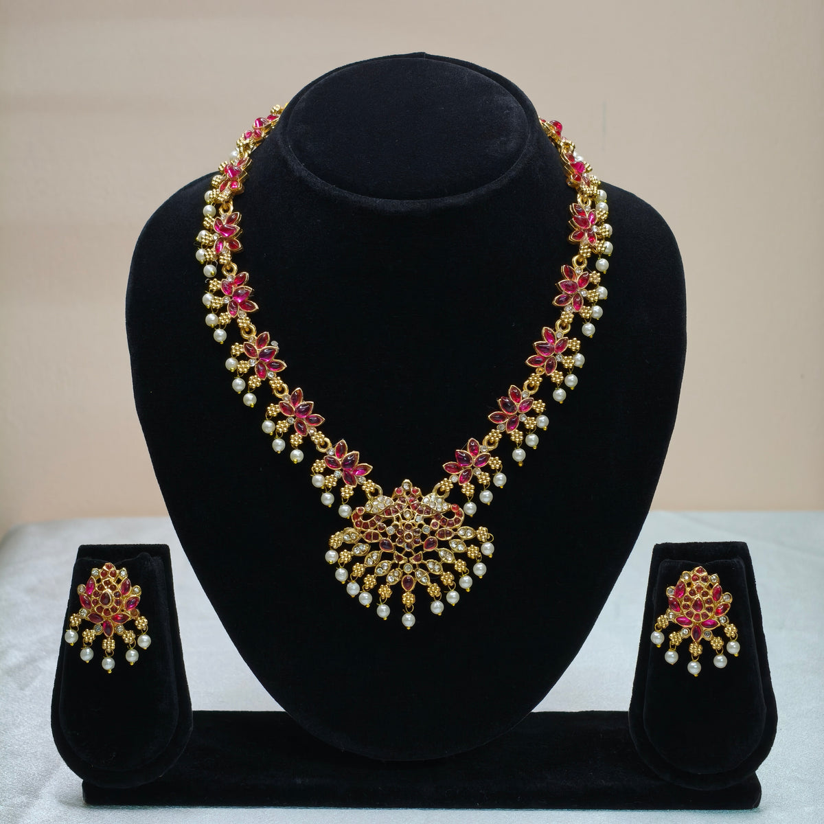 Pearl Detail Necklace Set-DD10028