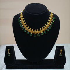 Geometric Motif Temple Necklace Set-DD10029