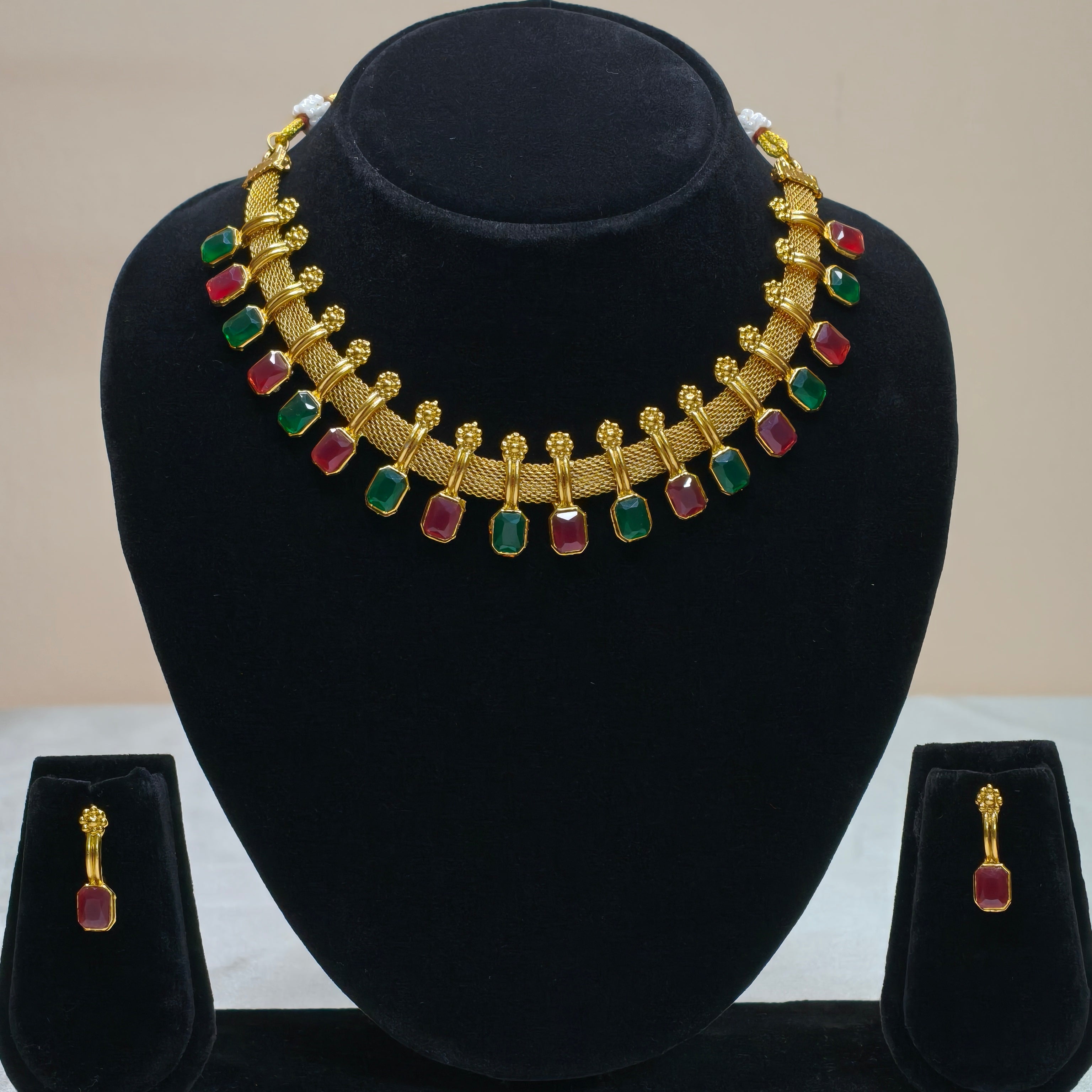 Geometric Motif Temple Necklace Set-DD10029