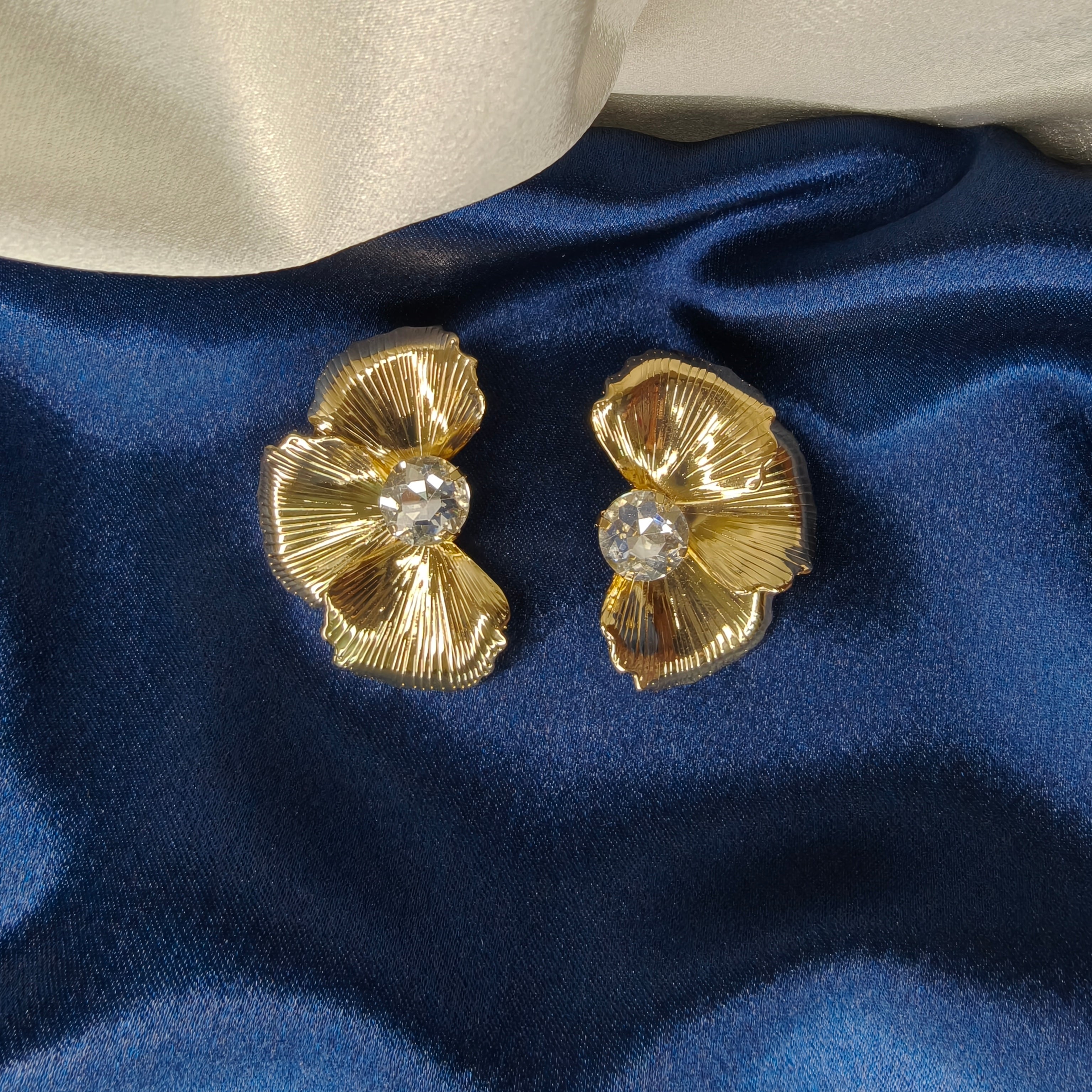 DD10041-Earring Alloy Gold