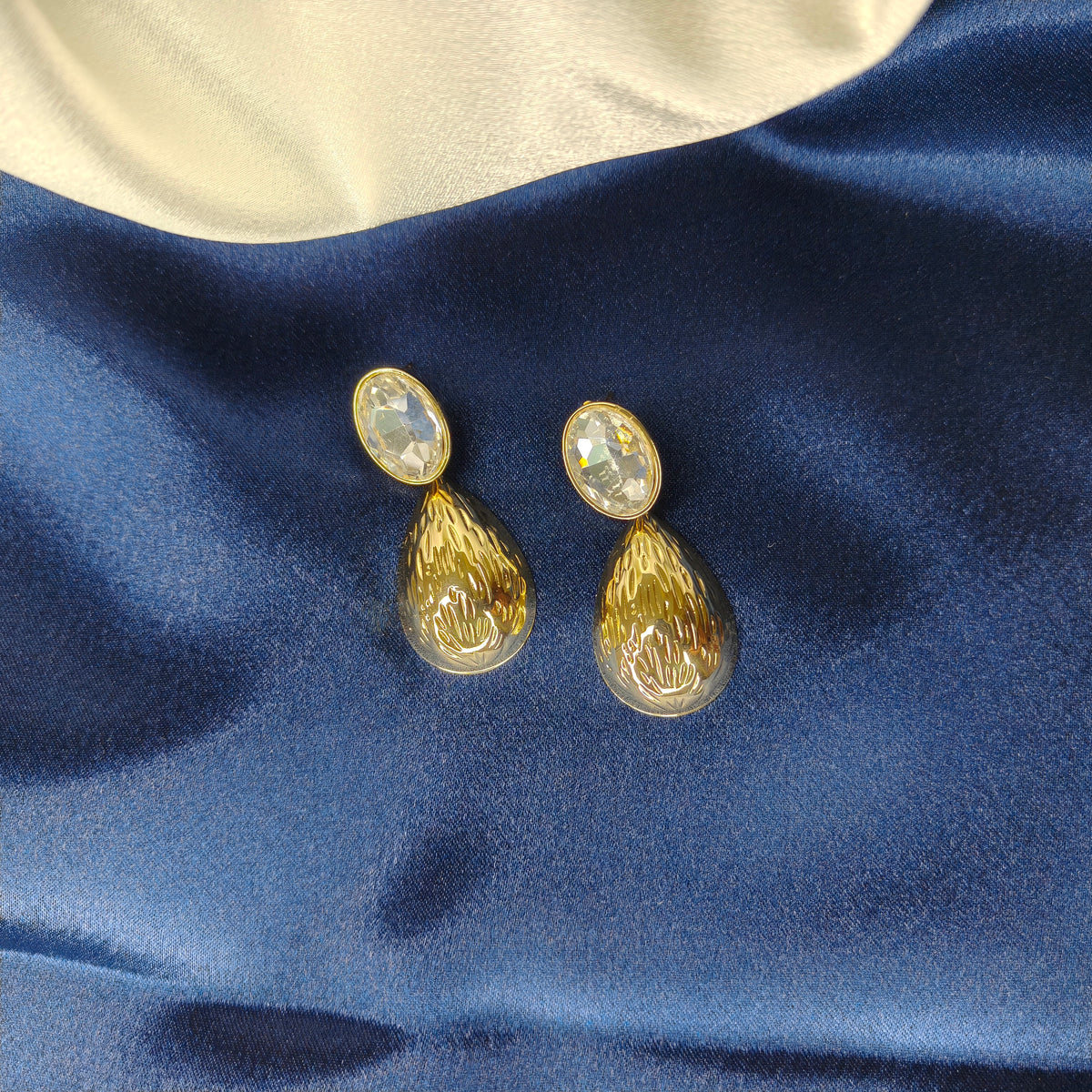 DD10066-Earring Alloy Gold