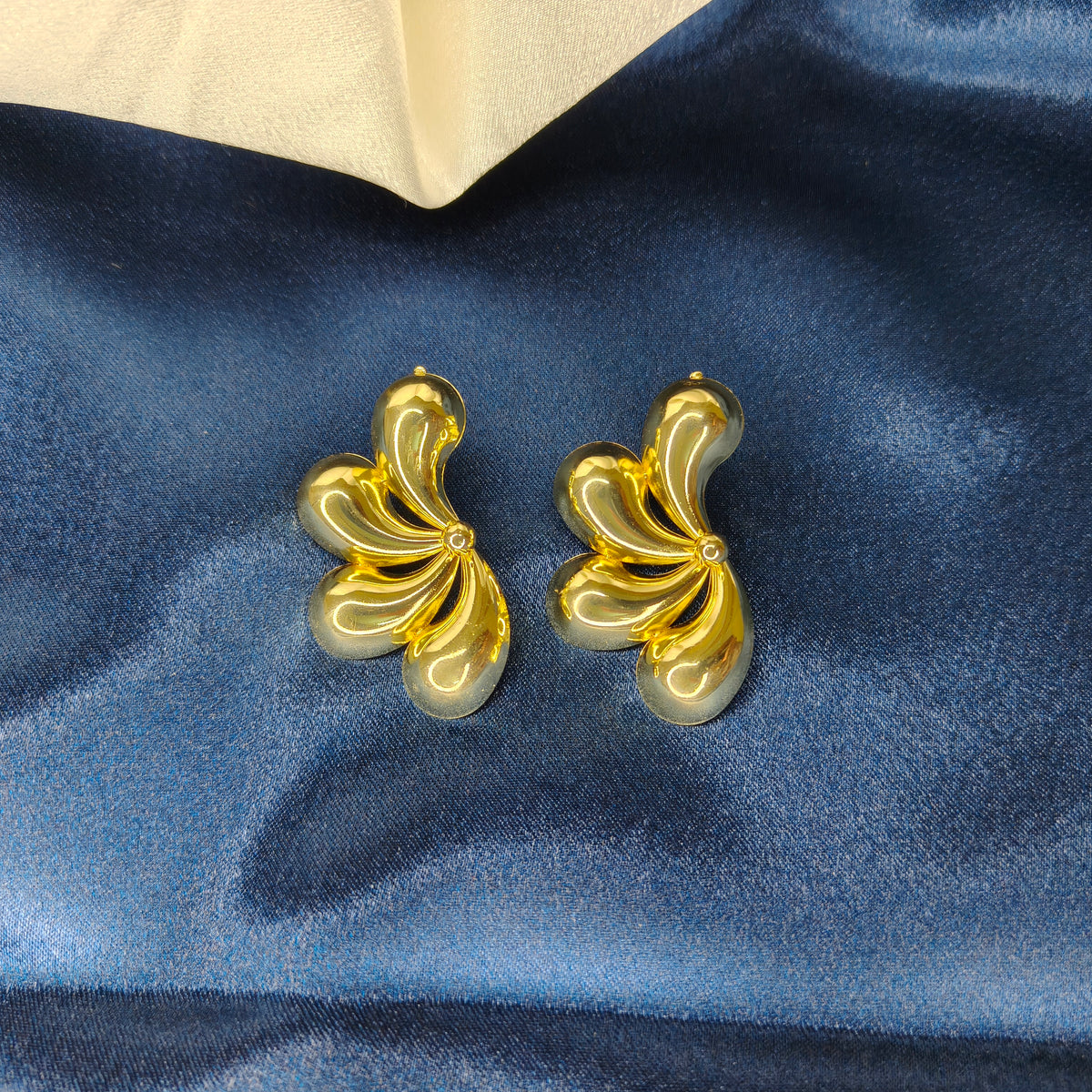 DD10074-Earring Alloy Gold