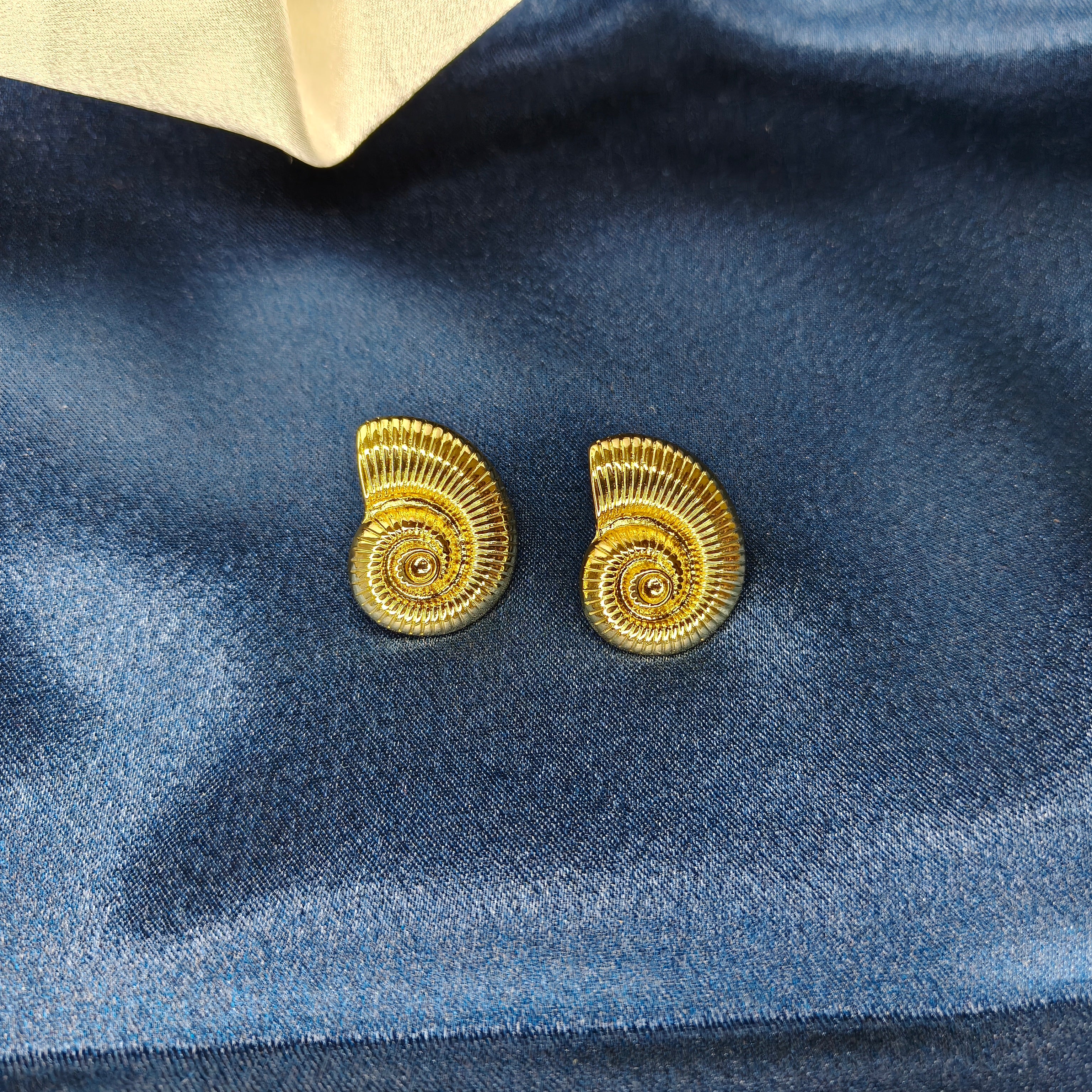 DD10077-Earring Alloy Gold