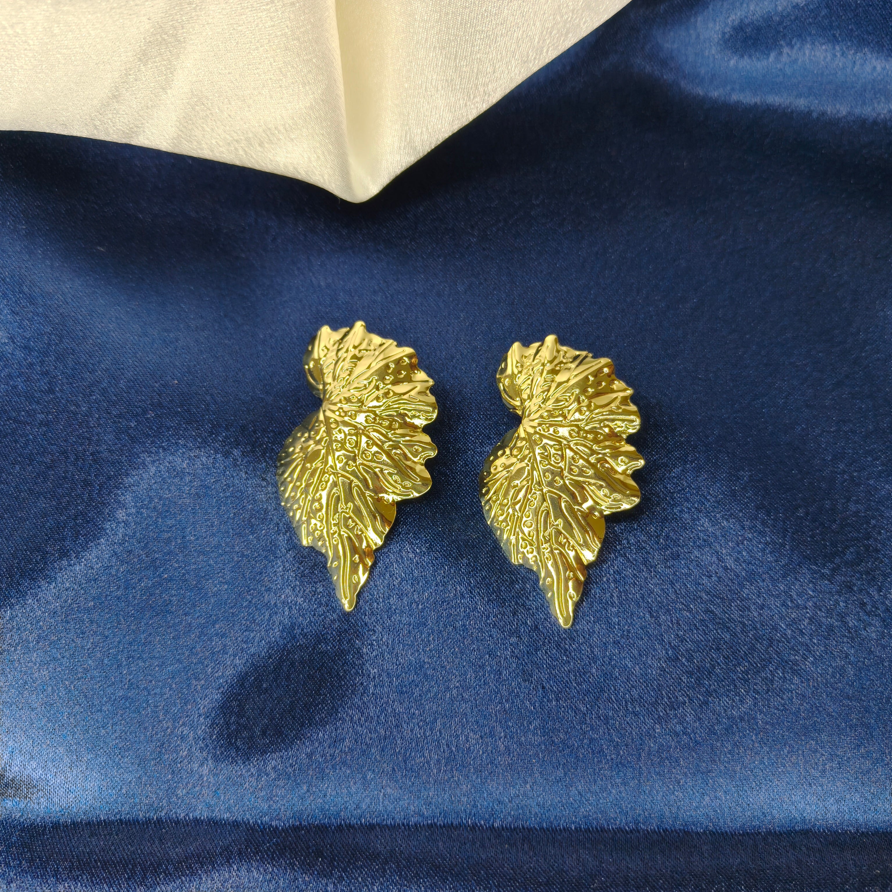 DD10080-Earring Alloy Gold