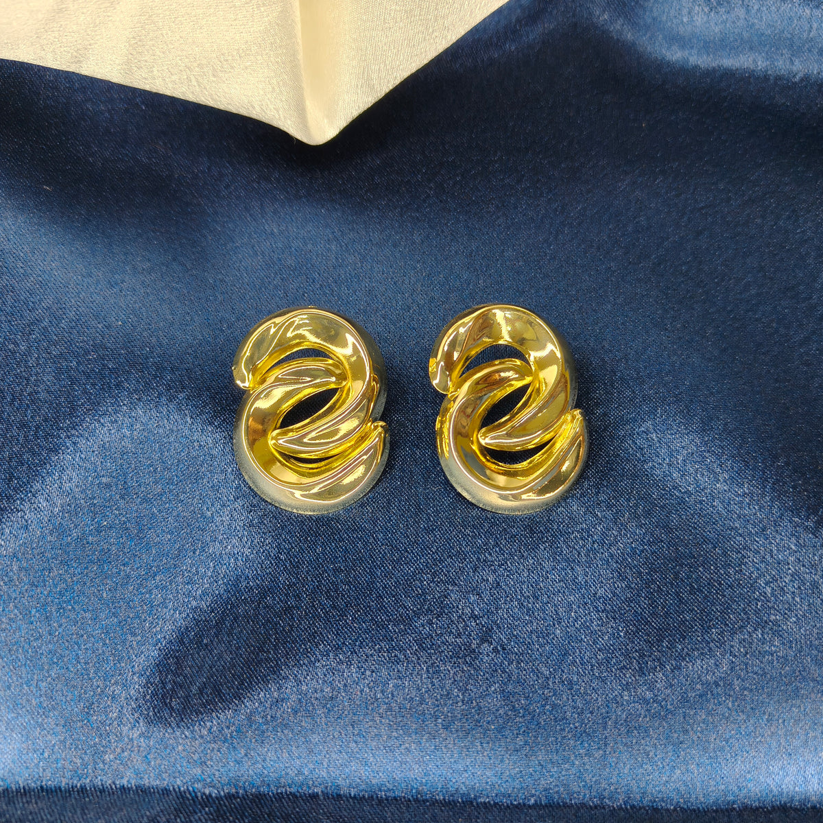 DD10081-Earring Alloy Gold